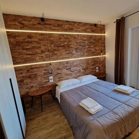 Arya 2* Cagliari